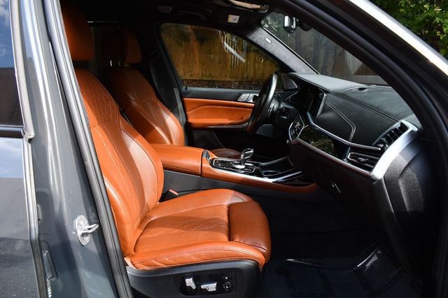 2021 BMW X7 M50i Sports Activity Vehicle - 22907013 - 34