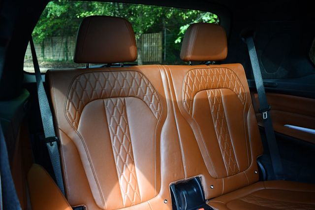 2021 BMW X7 M50i Sports Activity Vehicle - 22907013 - 39