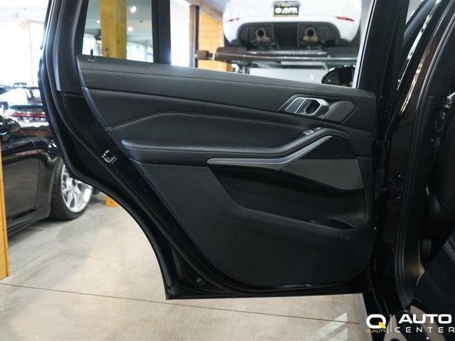 2021 BMW X7 M50i Sports Activity Vehicle - 23072332 - 31