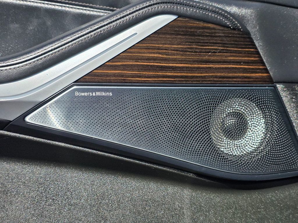 2021 BMW X7 M50i Sports Activity Vehicle - 22933853 - 11