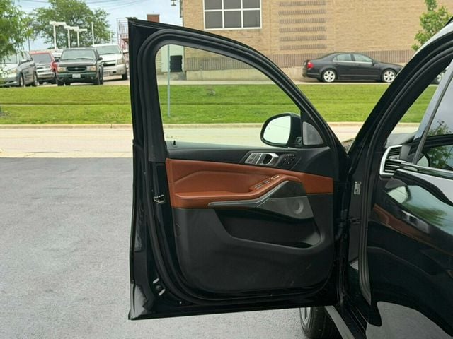 2021 BMW X7 M50i Sports Activity Vehicle - 23022195 - 24