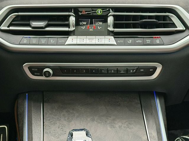 2021 BMW X7 M50i Sports Activity Vehicle - 23022195 - 29