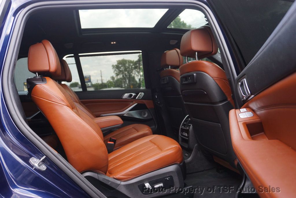 2021 Bmw X7 M50i photo 12