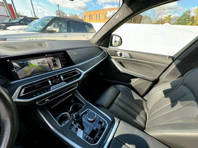 2021 BMW X7 MSRP$89895/M-SportPkg/DrivingAssistanceProPkg/PremiumPkg2/NAV - 22677039 - 30