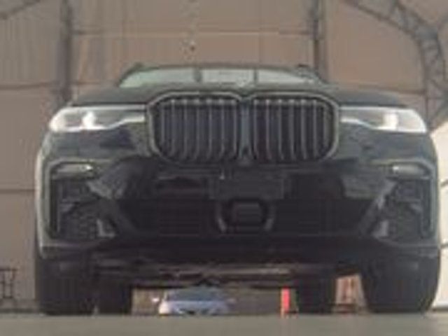 2021 BMW X7 MSRP$89895/M-SportPkg/DrivingAssistanceProPkg/PremiumPkg2/NAV - 22677039 - 4