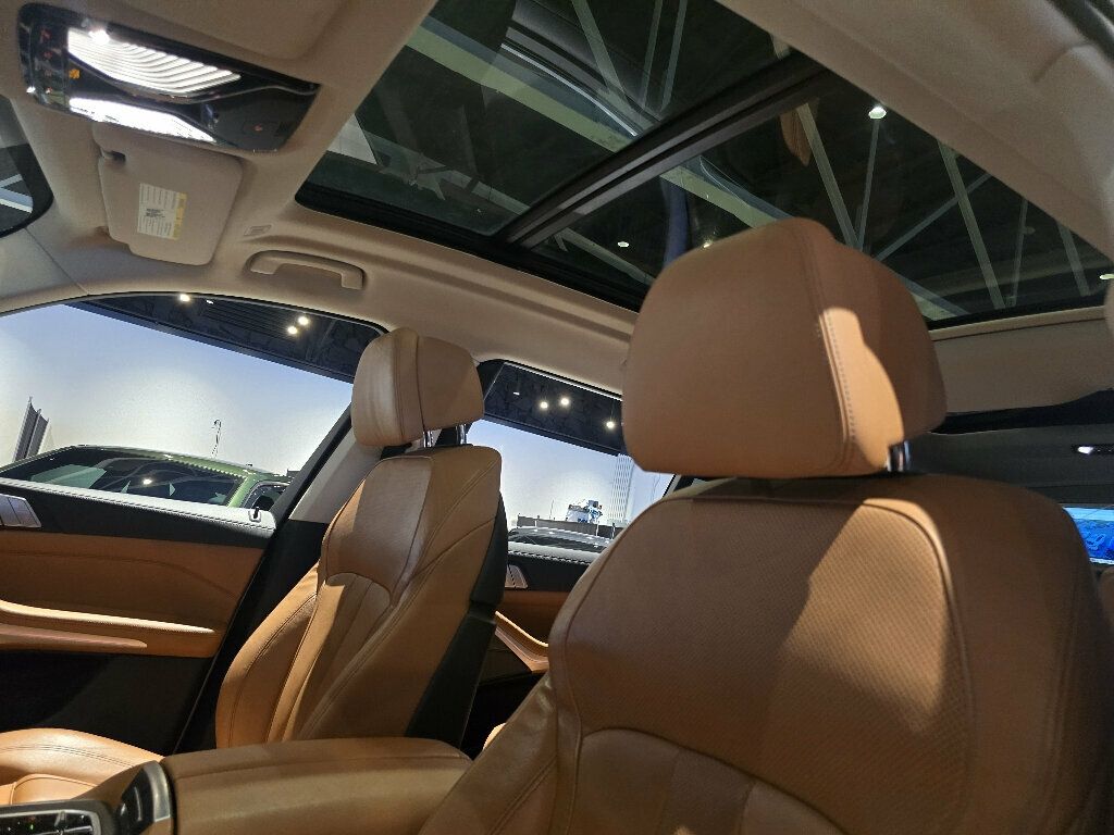 2021 BMW X7 xDrive40i/PremiumPkg/LiveCockpit/HarmanKardonSoundSystem - 23075476 - 19