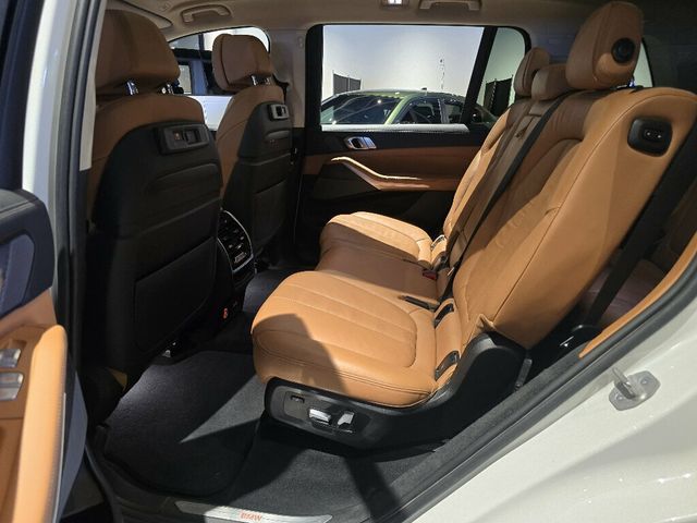 2021 BMW X7 xDrive40i/PremiumPkg/LiveCockpit/HarmanKardonSoundSystem - 23075476 - 22