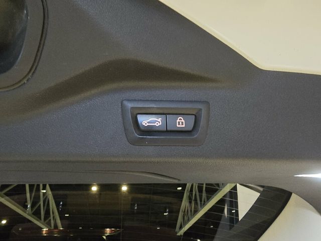 2021 BMW X7 xDrive40i/PremiumPkg/LiveCockpit/HarmanKardonSoundSystem - 23075476 - 26