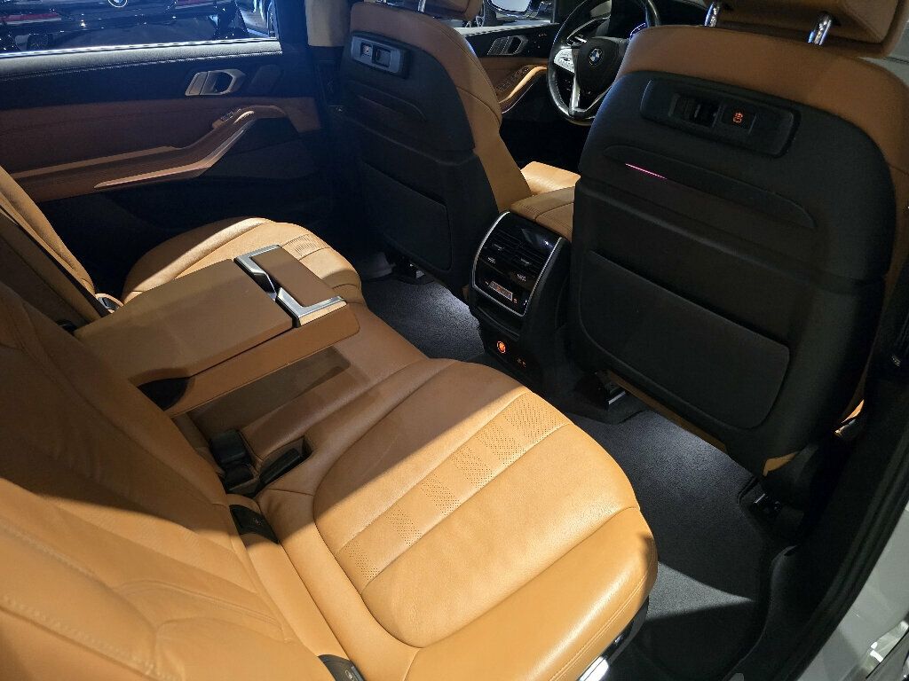 2021 BMW X7 xDrive40i/PremiumPkg/LiveCockpit/HarmanKardonSoundSystem - 23075476 - 29