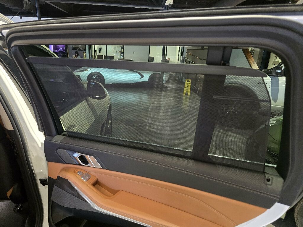 2021 BMW X7 xDrive40i/PremiumPkg/LiveCockpit/HarmanKardonSoundSystem - 23075476 - 33