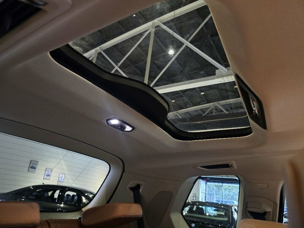2021 BMW X7 xDrive40i/PremiumPkg/LiveCockpit/HarmanKardonSoundSystem - 23075476 - 35