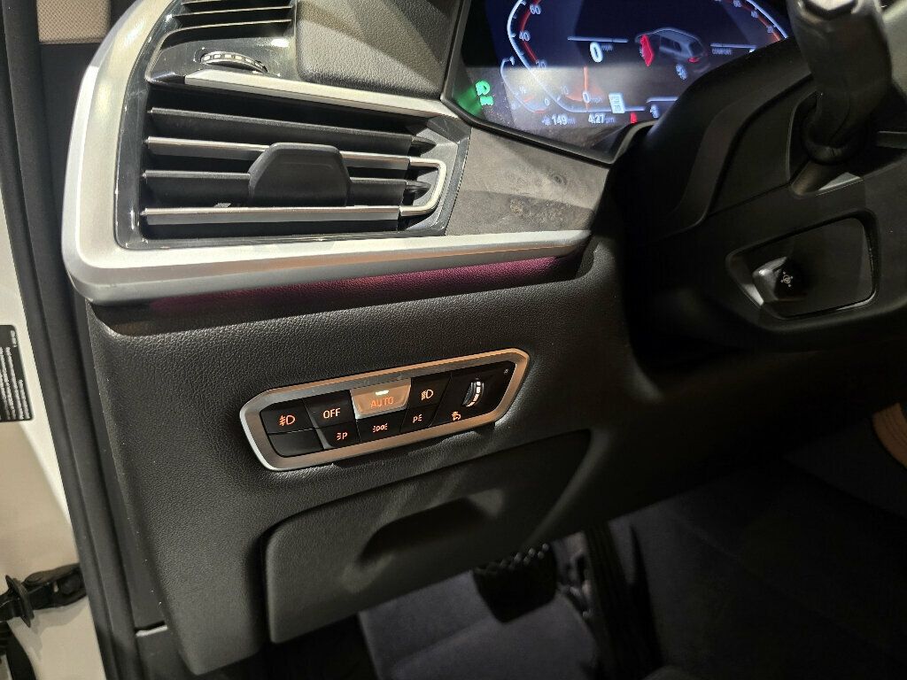 2021 BMW X7 xDrive40i/PremiumPkg/LiveCockpit/HarmanKardonSoundSystem - 23075476 - 46
