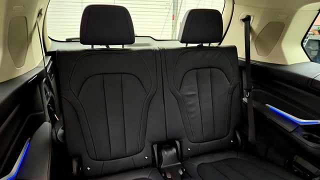 2021 BMW X7 xDrive40i SAV w/ Premium, Parking Assistance & Cold Weather Pkgs - 23047044 - 22