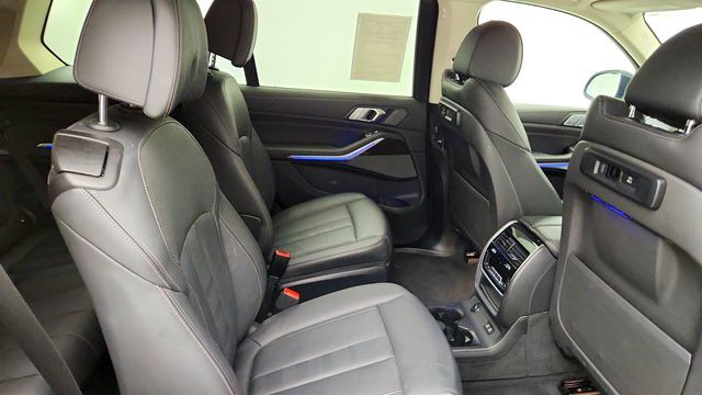 2021 BMW X7 xDrive40i SAV w/ Premium, Parking Assistance & Cold Weather Pkgs - 23047044 - 23