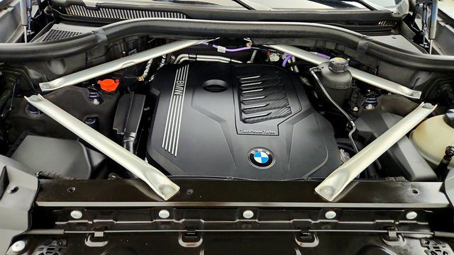 2021 BMW X7 xDrive40i SAV w/ Premium, Parking Assistance & Cold Weather Pkgs - 23047044 - 27