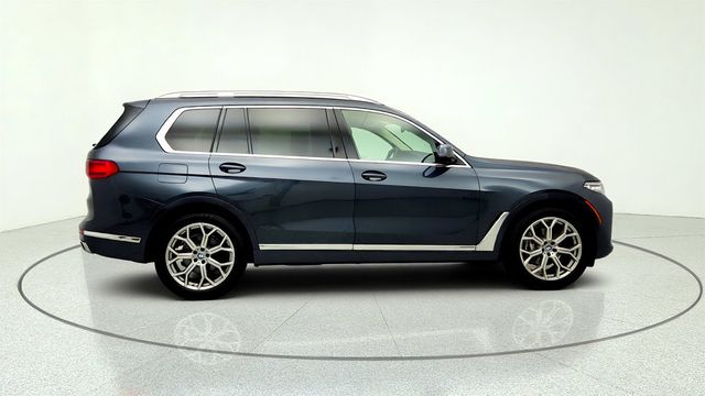 2021 BMW X7 xDrive40i SAV w/ Premium, Parking Assistance & Cold Weather Pkgs - 23047044 - 3