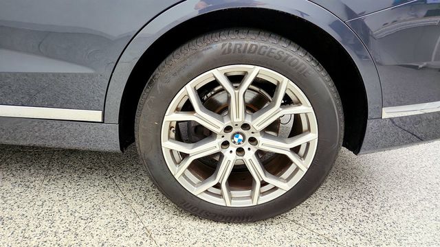 2021 BMW X7 xDrive40i SAV w/ Premium, Parking Assistance & Cold Weather Pkgs - 23047044 - 8