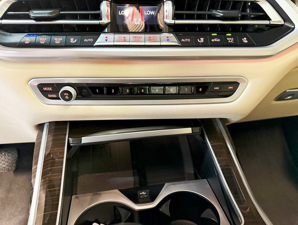 2021 BMW X7 xDrive40i Sports Activity Vehicle - 22874801 - 17
