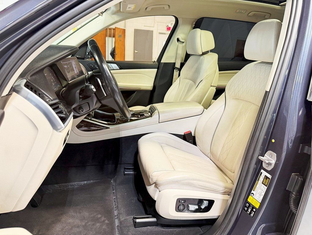 2021 BMW X7 xDrive40i Sports Activity Vehicle - 22874801 - 29