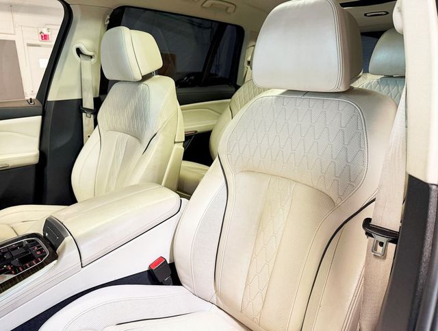 2021 BMW X7 xDrive40i Sports Activity Vehicle - 22874801 - 32