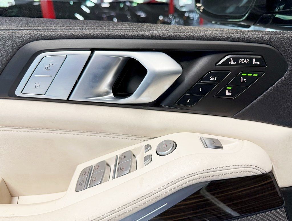 2021 BMW X7 xDrive40i Sports Activity Vehicle - 22874801 - 35