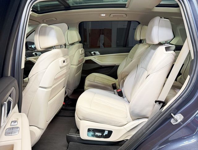 2021 BMW X7 xDrive40i Sports Activity Vehicle - 22874801 - 36