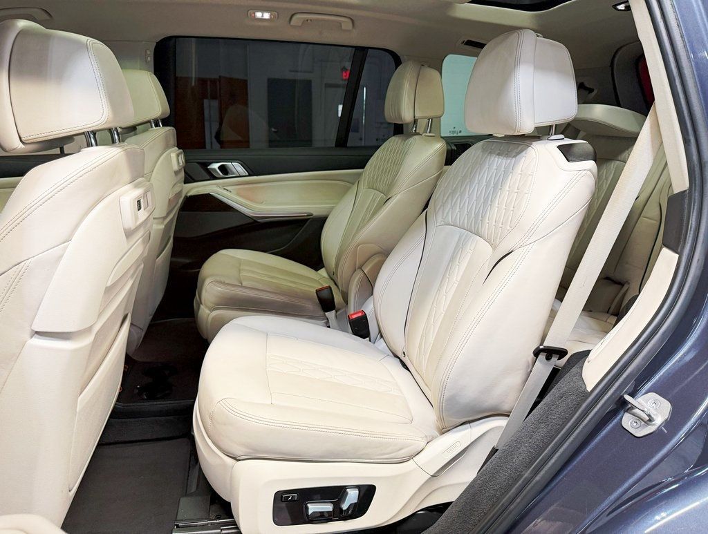 2021 BMW X7 xDrive40i Sports Activity Vehicle - 22874801 - 37