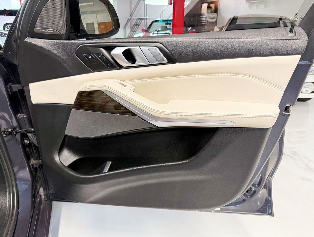 2021 BMW X7 xDrive40i Sports Activity Vehicle - 22874801 - 59