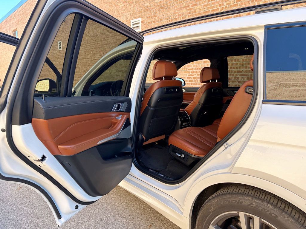 2021 BMW X7 xDrive40i Sports Activity Vehicle - 23091679 - 16