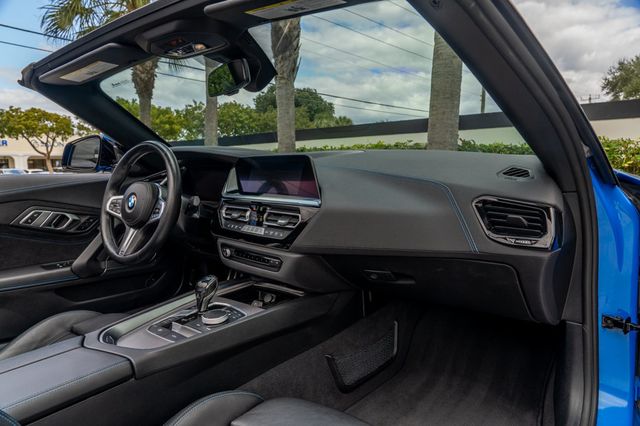 2021 BMW Z4 sDrive30i Roadster - 22975333 - 24