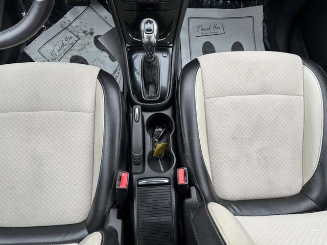 2021 Buick Encore FWD 4dr Preferred - 22980684 - 18