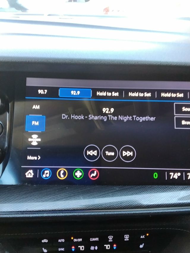 2021 Buick Envision FWD 4dr Preferred - 22995782 - 21