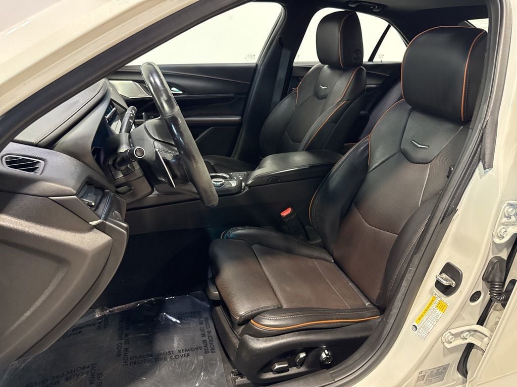 2021 Cadillac CT4 4dr Sedan V-Series - 23004360 - 24
