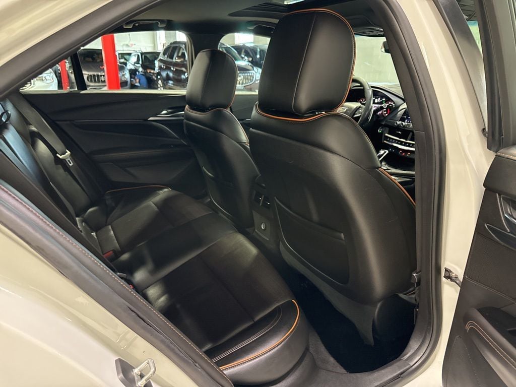 2021 Cadillac CT4 4dr Sedan V-Series - 23004360 - 37