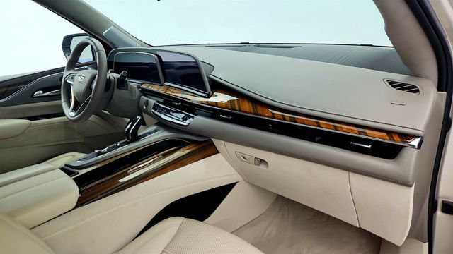 2021 Cadillac Escalade 4dr Sport Platinum w/Super Cruise Ability, Pwr-Retractable Steps - 22994963 - 28