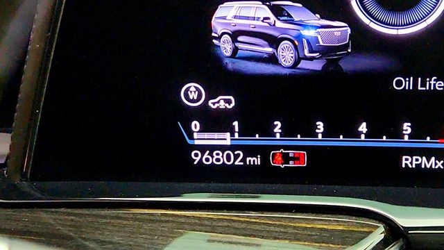 2021 Cadillac Escalade 4dr Sport with Driver Assist Tech Pkg, Full Leather Seats & RES - 22969683 - 15