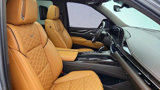 2021 Cadillac Escalade 4dr Sport with Driver Assist Tech Pkg, Full Leather Seats & RES - 22969683 - 28