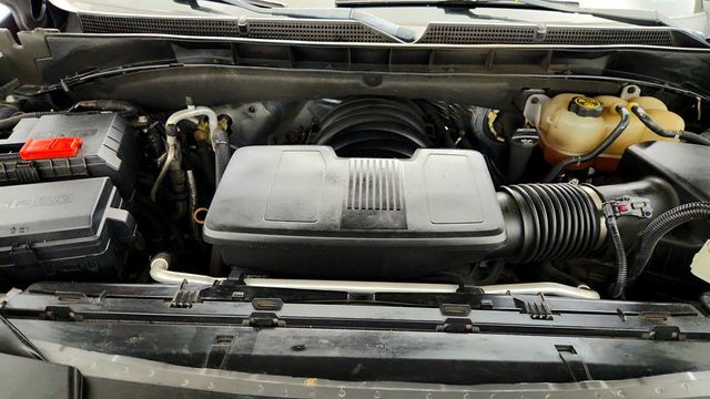 2021 Cadillac Escalade 4dr Sport with Driver Assist Tech Pkg, Full Leather Seats & RES - 22969683 - 31