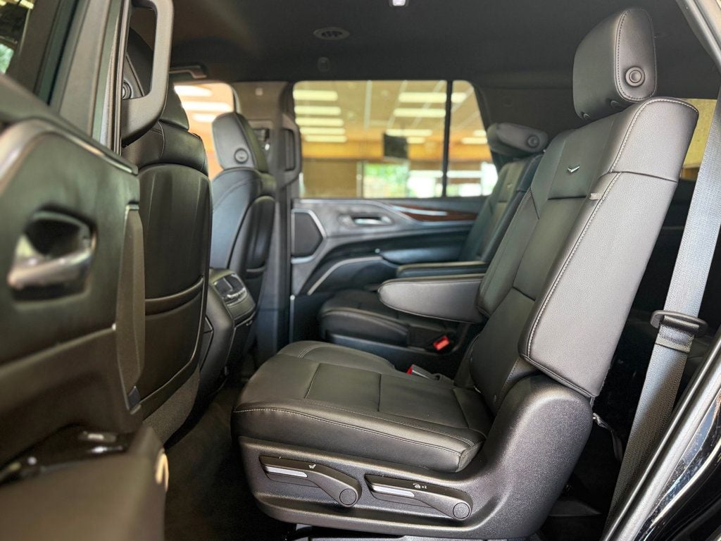 2021 Cadillac Escalade 4WD 4dr Luxury - 23035854 - 20