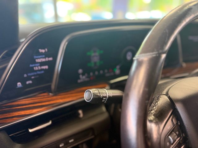 2021 Cadillac Escalade 4WD 4dr Luxury - 23035854 - 29