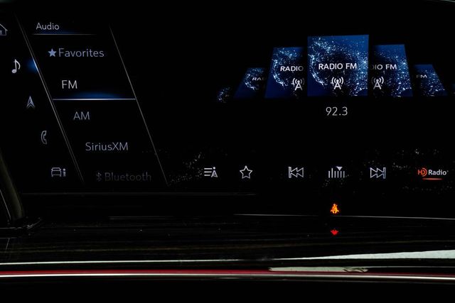 2021 Cadillac Escalade 4WD 4dr Premium Luxury - 22997527 - 35