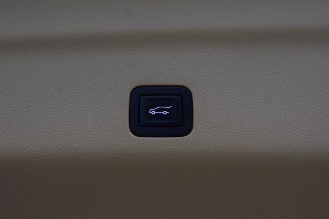 2021 Cadillac Escalade 4WD 4dr Premium Luxury - 22938000 - 26