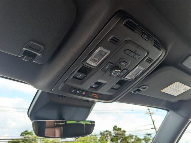 2021 Cadillac Escalade 4WD 4dr Premium Luxury - 23071244 - 16