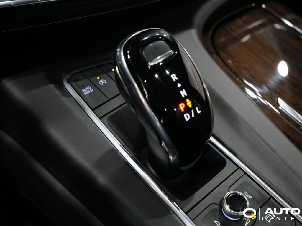 2021 Cadillac Escalade 4WD 4dr Premium Luxury Platinum - 22879631 - 38