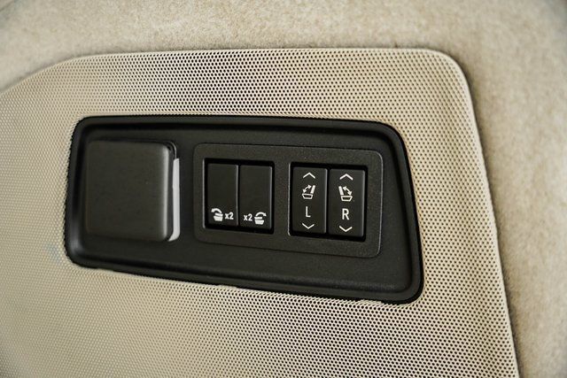 2021 Cadillac Escalade 4WD 4dr Premium Luxury Platinum - 22365917 - 26