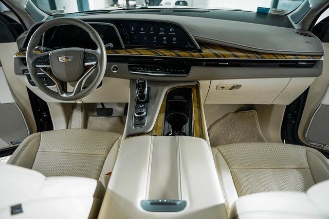 2021 Cadillac Escalade 4WD 4dr Premium Luxury Platinum - 22365917 - 28