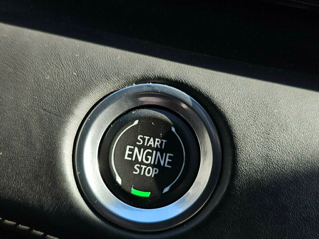 2021 Cadillac Escalade 4WD 4dr Premium Luxury Platinum - 22958857 - 33