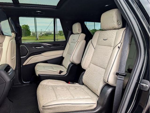 2021 Cadillac Escalade 4WD 4dr Sport - 23078388 - 14