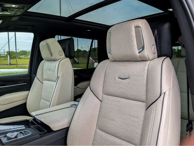 2021 Cadillac Escalade 4WD 4dr Sport - 23078388 - 19