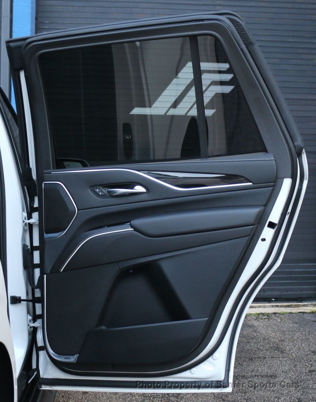 2021 Cadillac Escalade 4WD 4dr Sport - 22985921 - 21